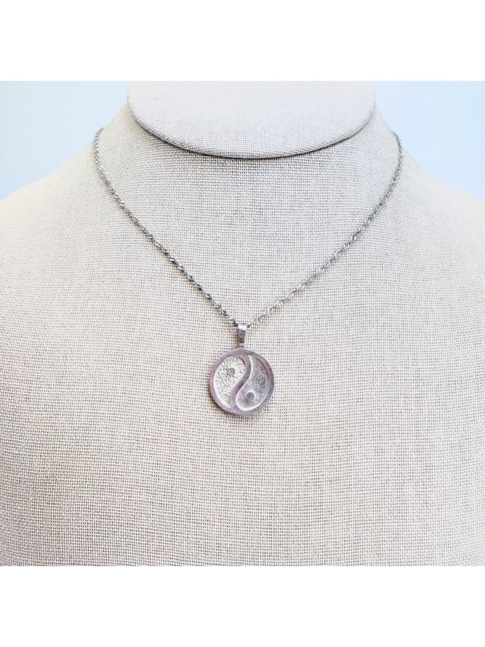 Yin Yang Circle Pendant Necklace VTG Sterling Silver 925 Size 18" Adjustable